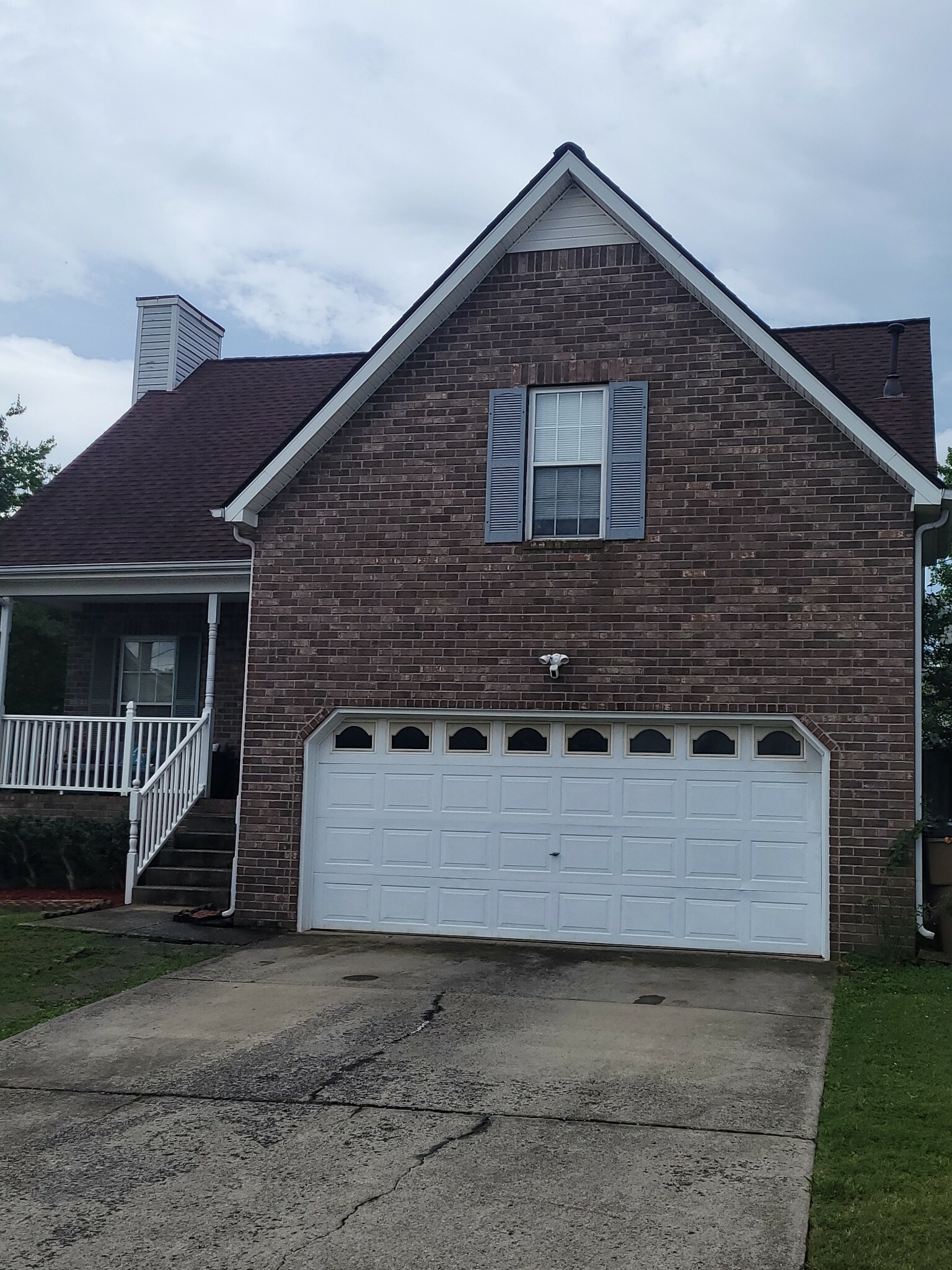 Property Photo:  120 Firelight Ct  TN 37013 