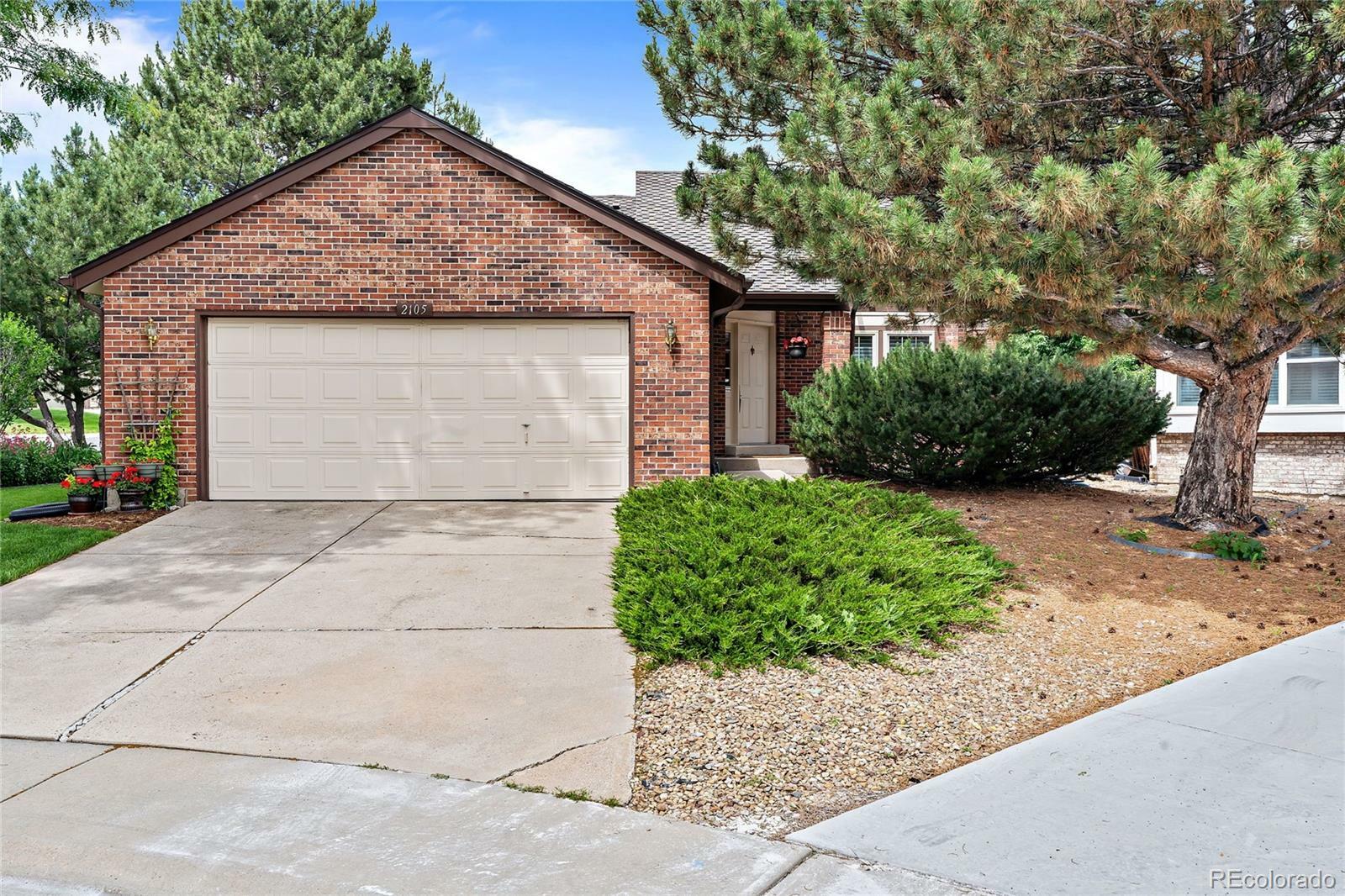 Property Photo:  2105 E Nichols Drive  CO 80122 