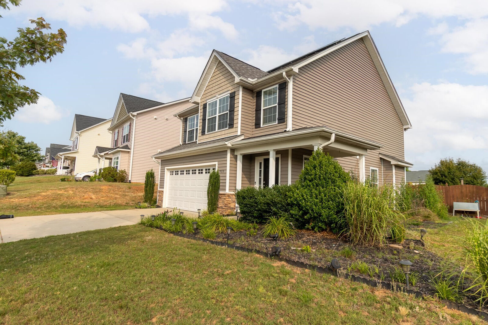 Property Photo:  933 Ribbon Leaf Lane  NC 27526 