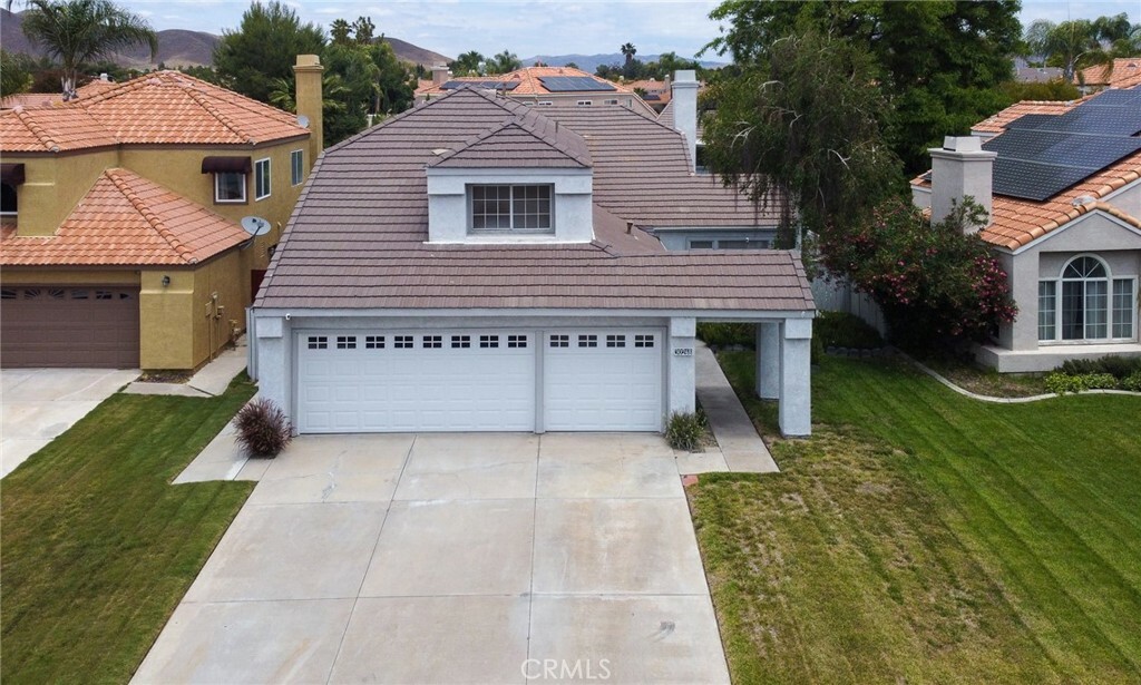 Property Photo:  30248 Calle Belcanto  CA 92584 