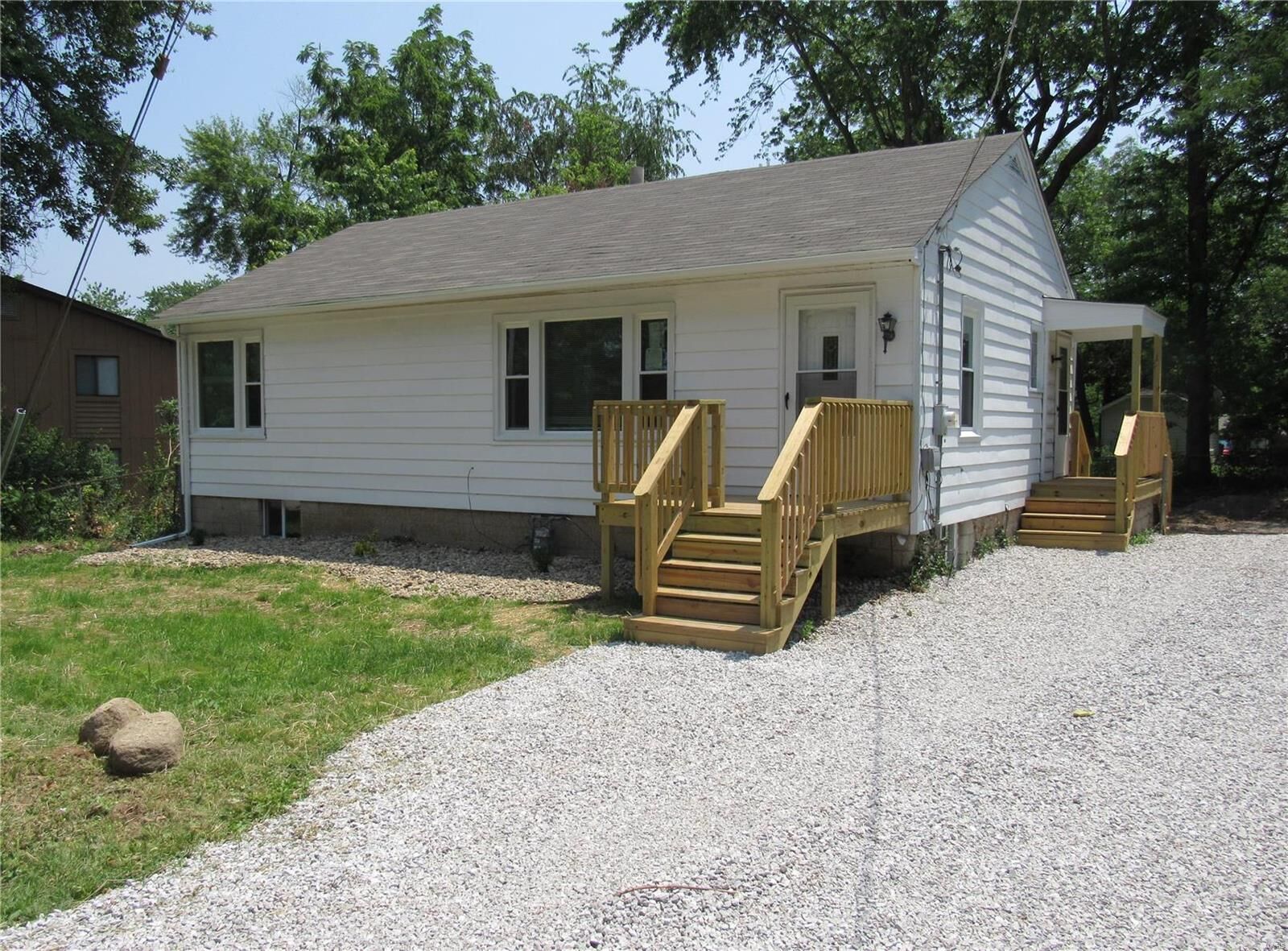 Property Photo:  3225 Charlotte Court  IL 62002 