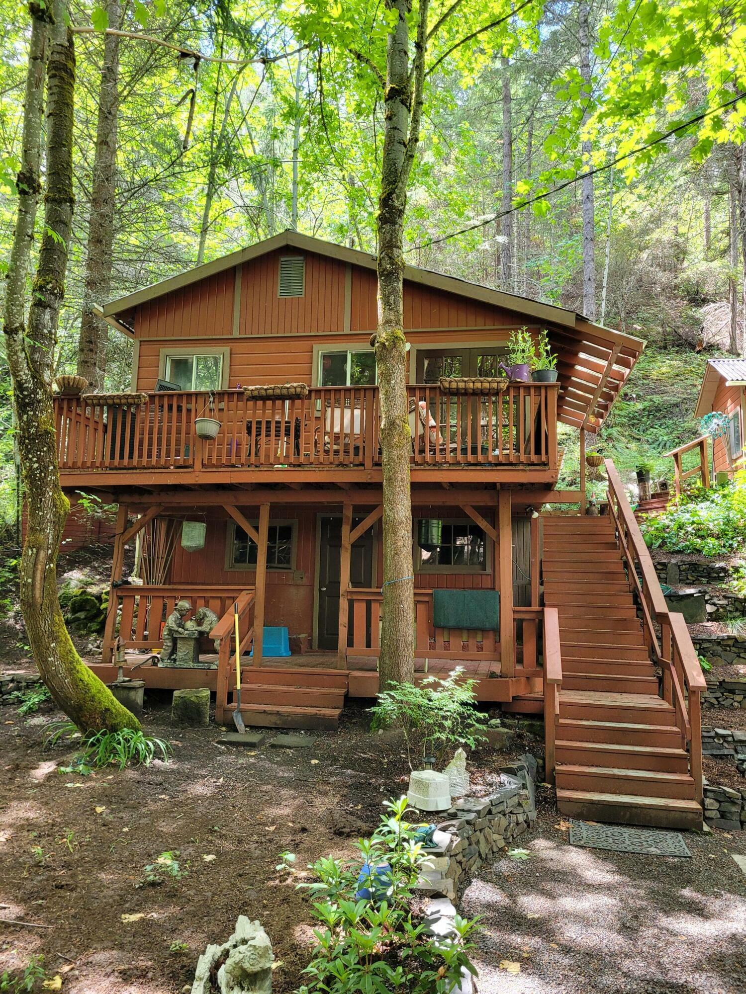 Property Photo: 11383 Wagner Creek Road OR 97540
