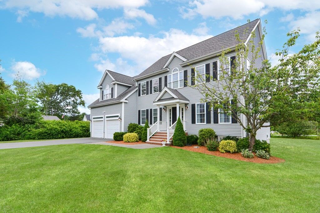 Property Photo:  3 Windcrest Lane  MA 02054 