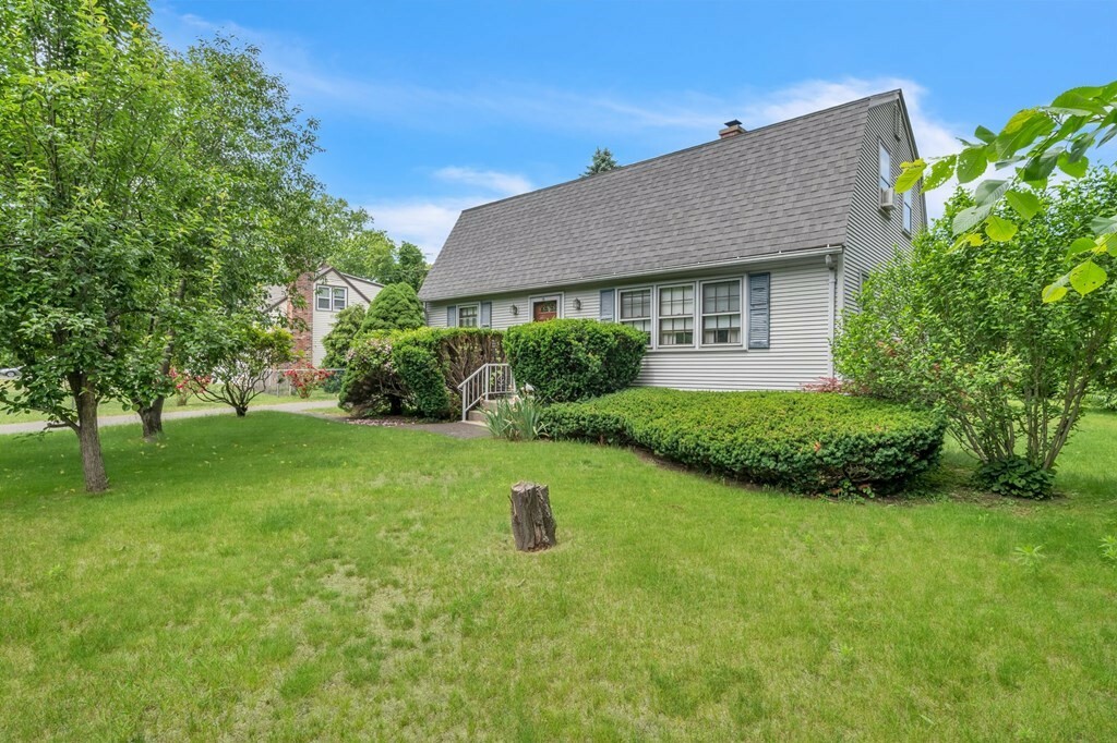 Property Photo: 18 Livingstone Ave MA 01085