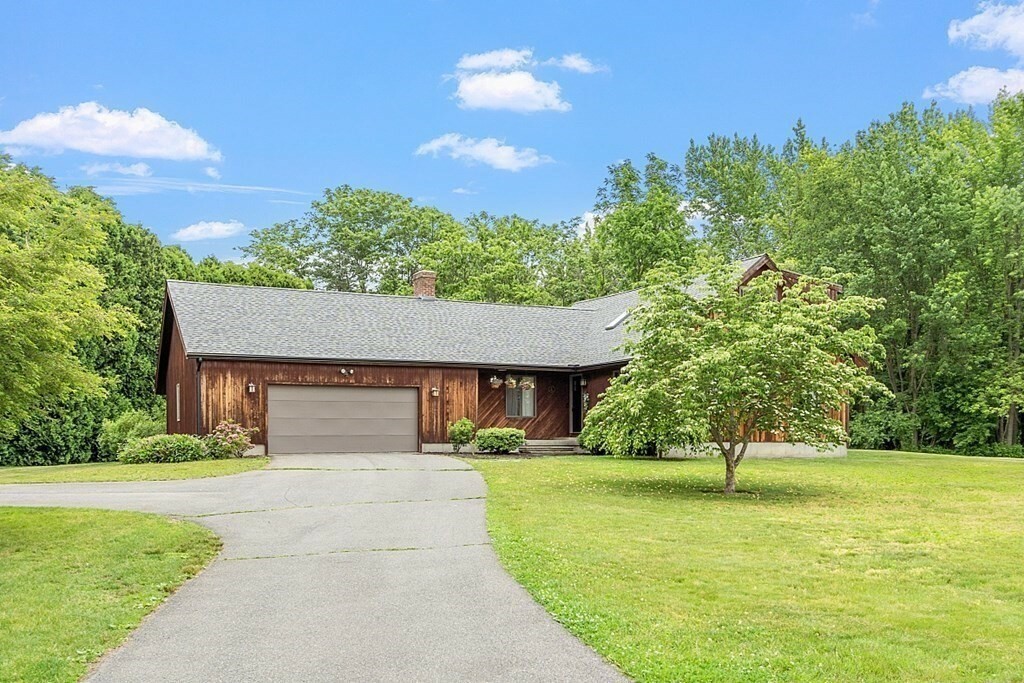 Property Photo:  22 Farm Lane  MA 01035 