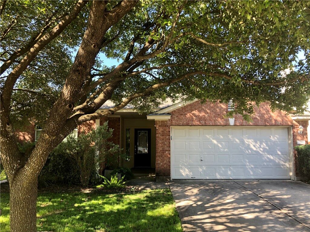 Property Photo: 2011 Huxley Lane TX 78664