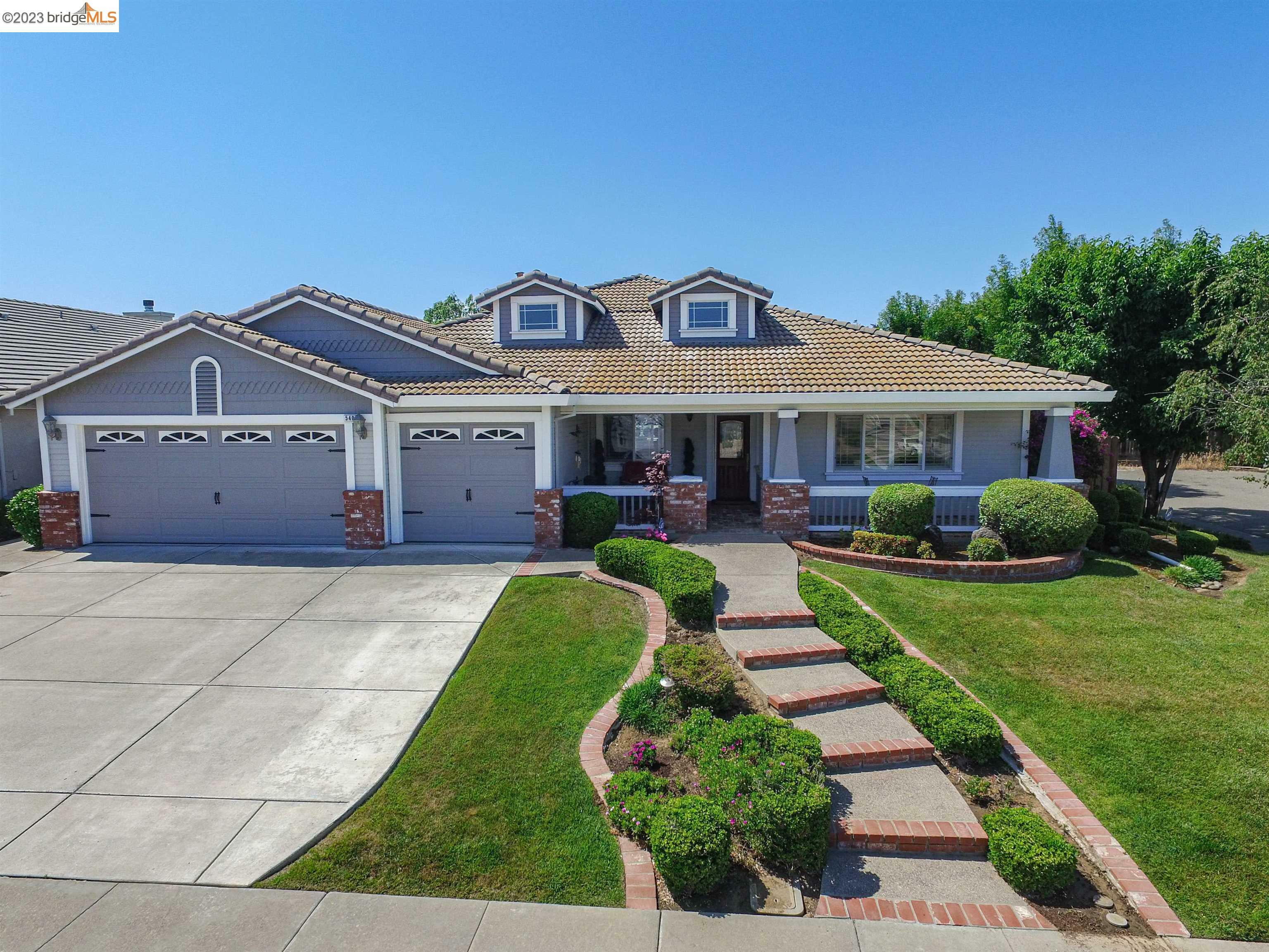 Property Photo: 5402 Shoshonee Court CA 94531