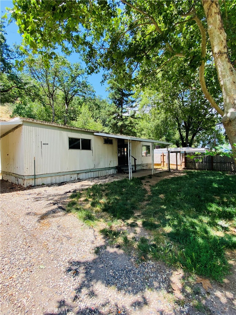 6859 Rosemont Drive  Lucerne CA 95458 photo