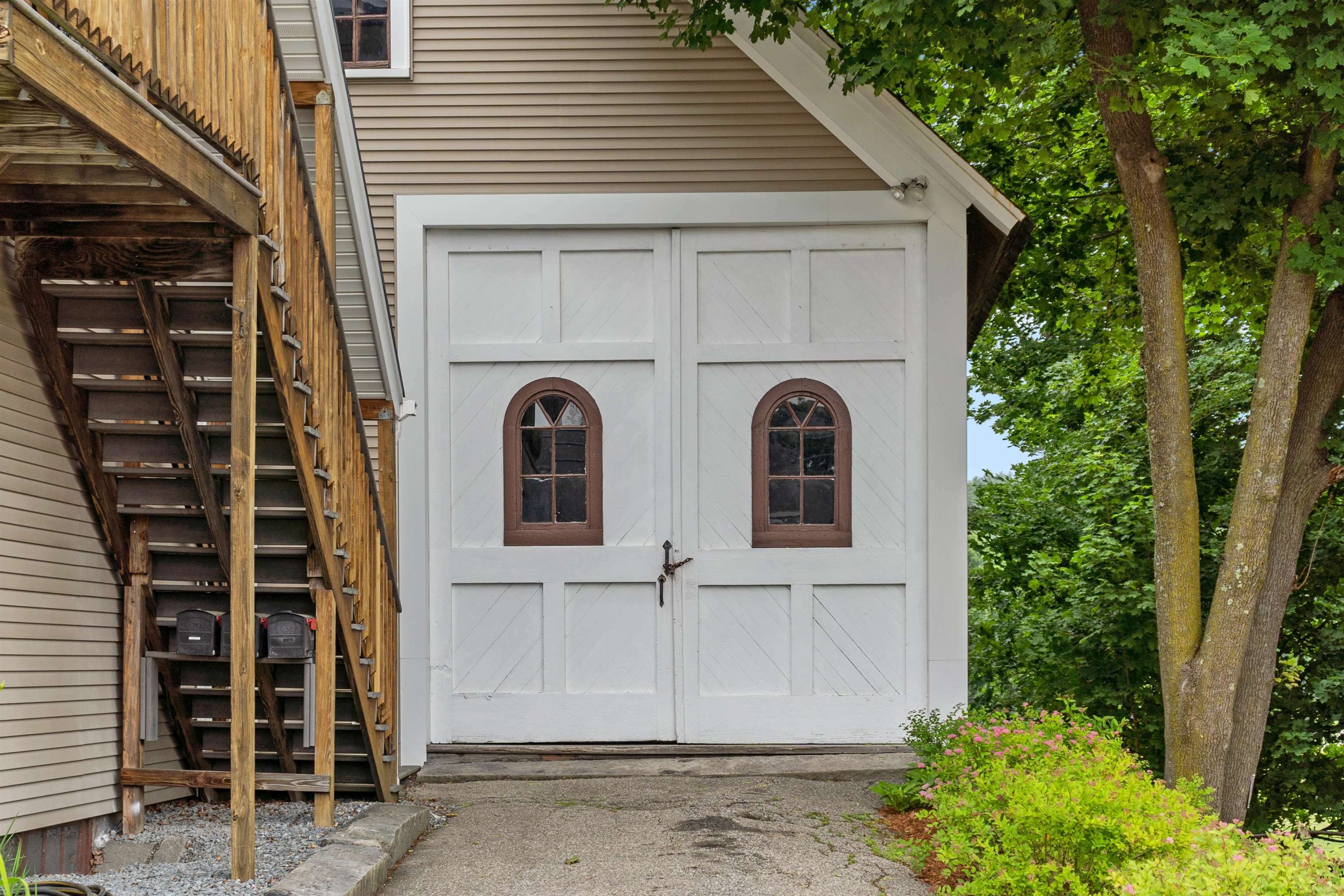 Property Photo: 89 Elm Street NH 03055