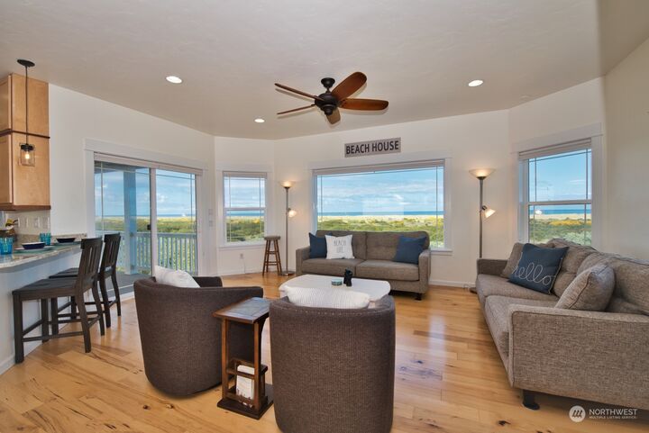 Property Photo:  769 S Sand Dune Avenue SW  WA 98569 