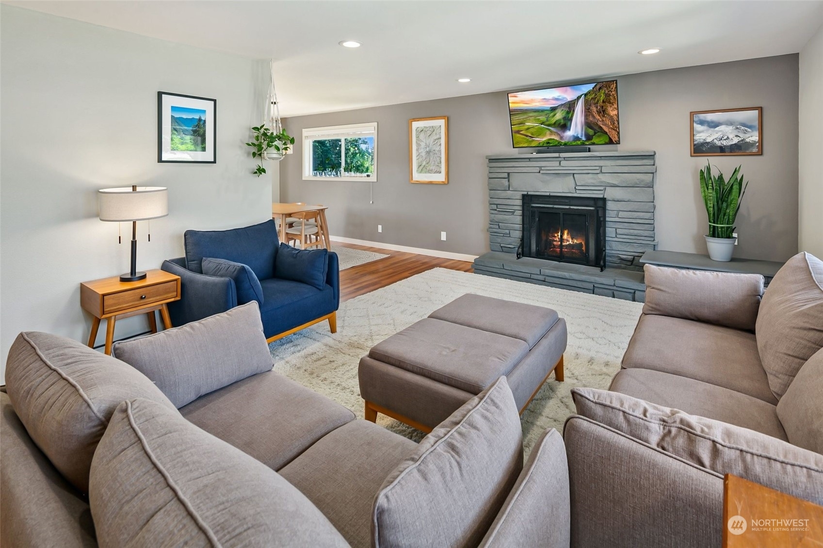 Property Photo:  18917 66th Place W  WA 98036 