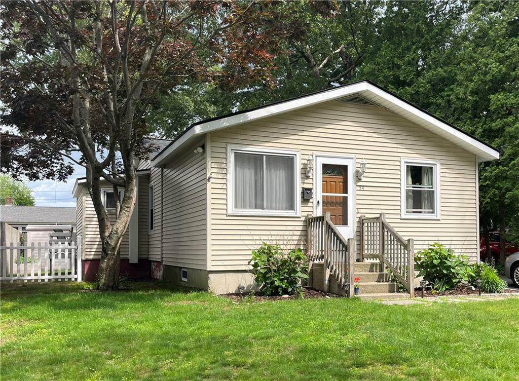 Property Photo: 54 Wannisett Av RI 02915