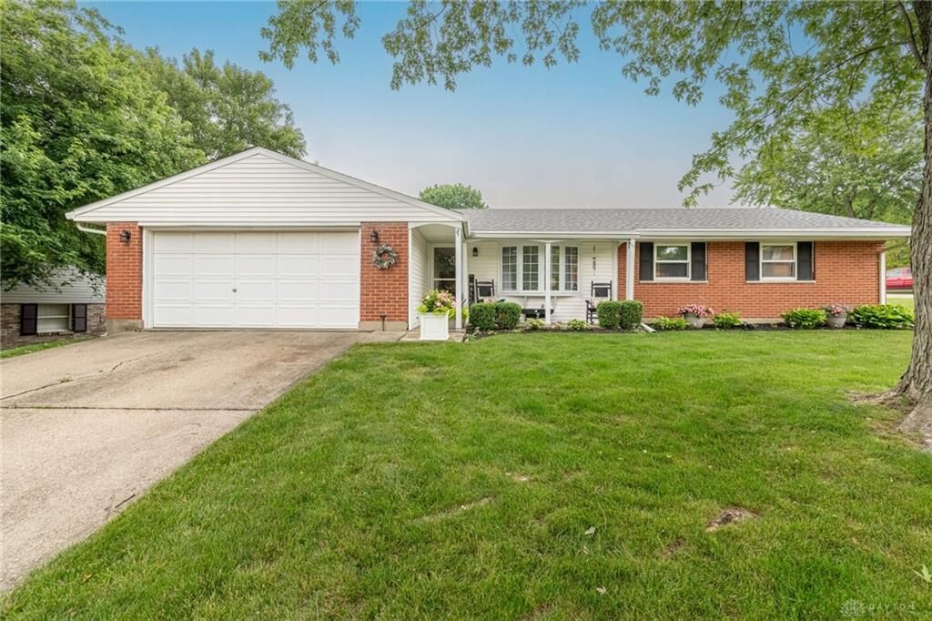 Property Photo: 2701 Flowerstone Drive OH 45449