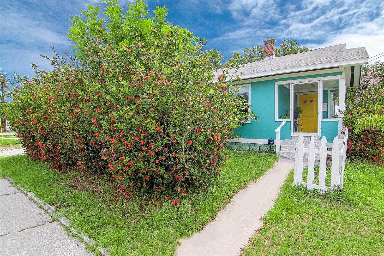 Property Photo: 1145 11th Avenue S FL 33705