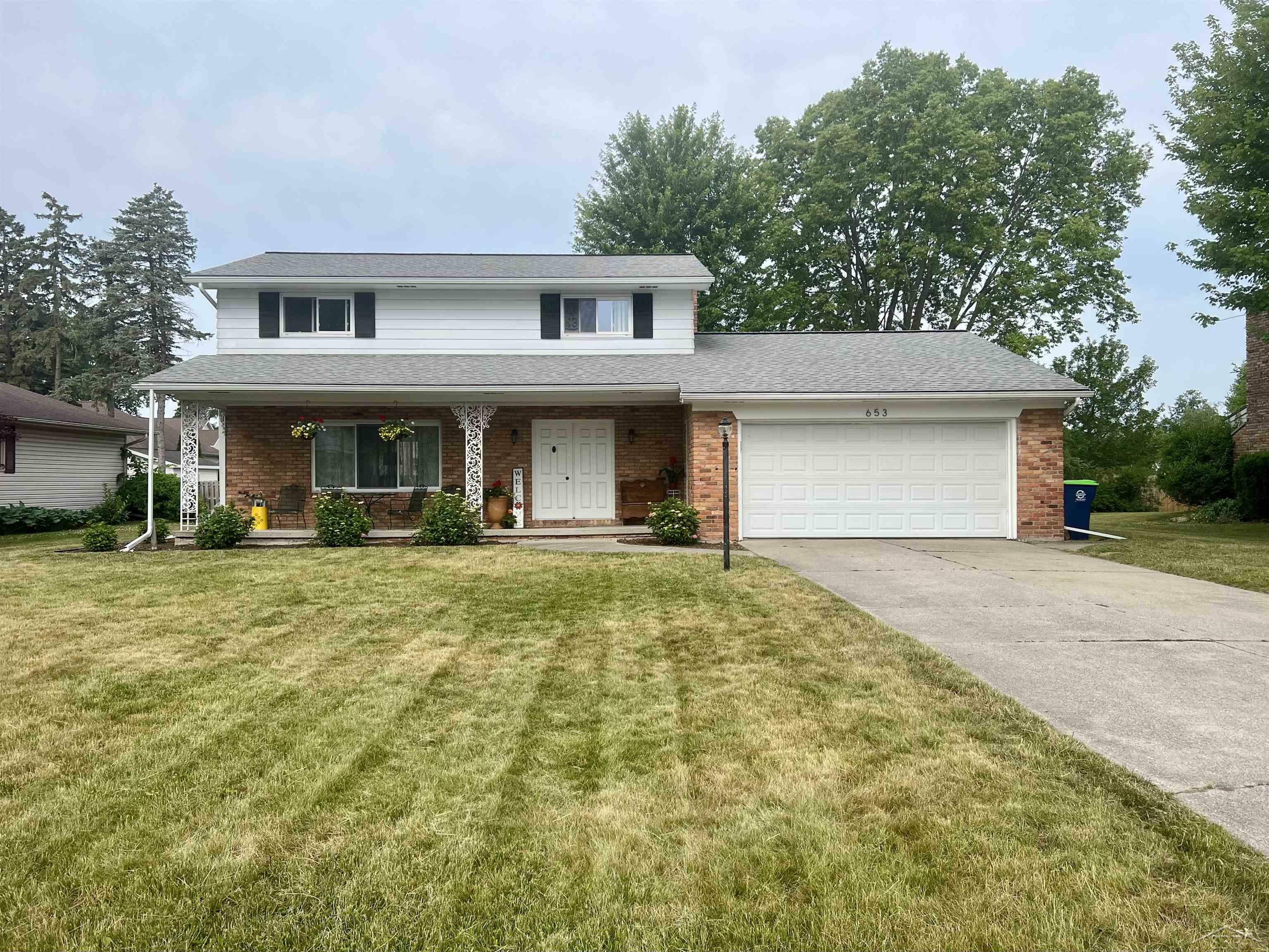 Property Photo:  653 N Frost Drive  MI 48638 