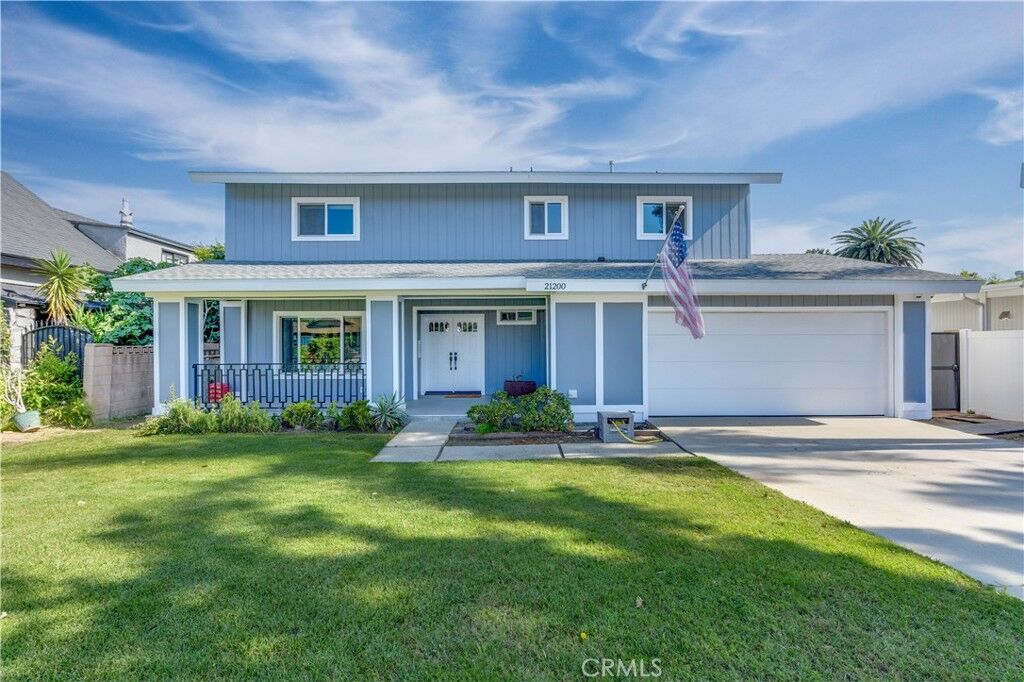 Property Photo:  21200 Merridy Street  CA 91311 