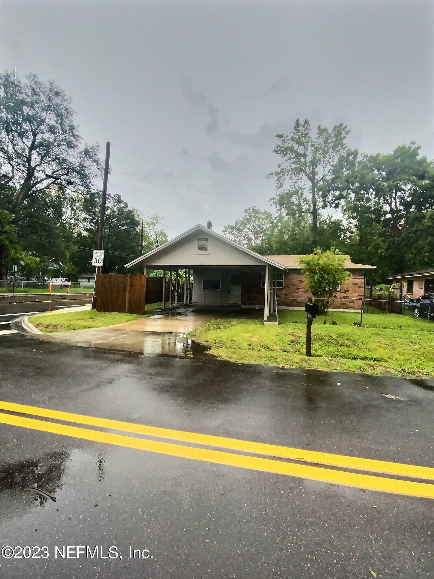 Property Photo:  1457 Detroit Street  FL 32254 