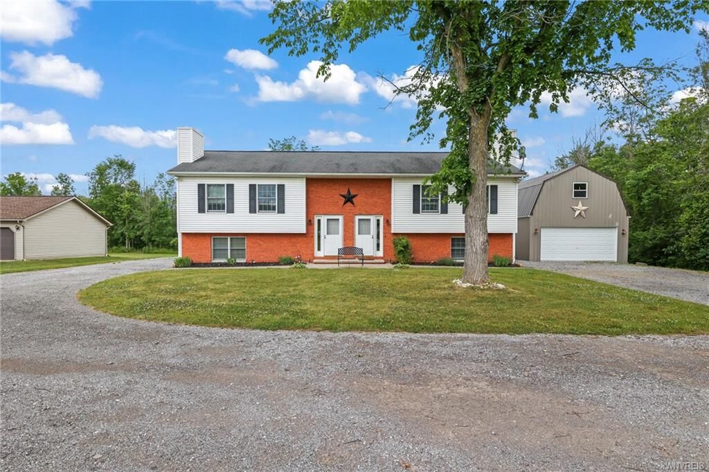 Property Photo:  3332 Wende Road  NY 14004 