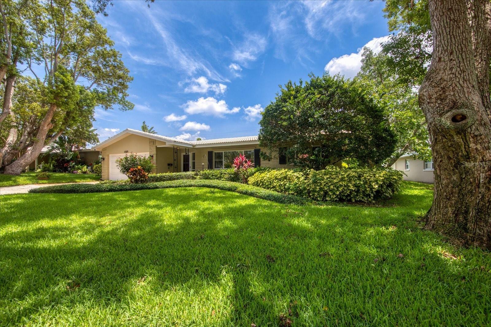 Property Photo: 1359 Whispering Pines Drive FL 33764