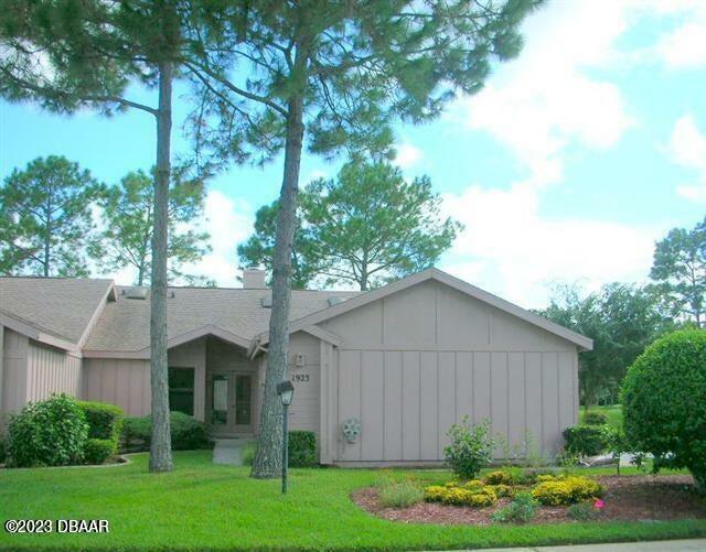 Property Photo:  1923 Sprucewood Way  FL 32128 