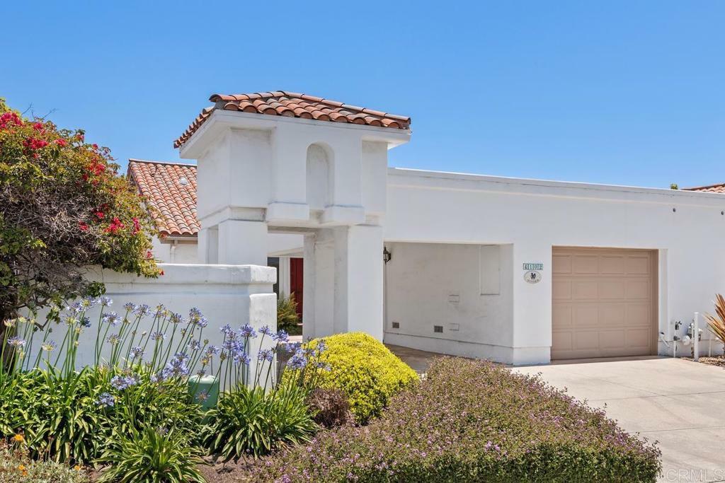 Property Photo:  4102 Lemnos Way  CA 92056 