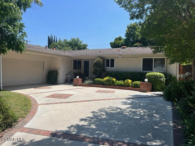 5846 Le Sage Avenue  Woodland Hills CA 91367 photo