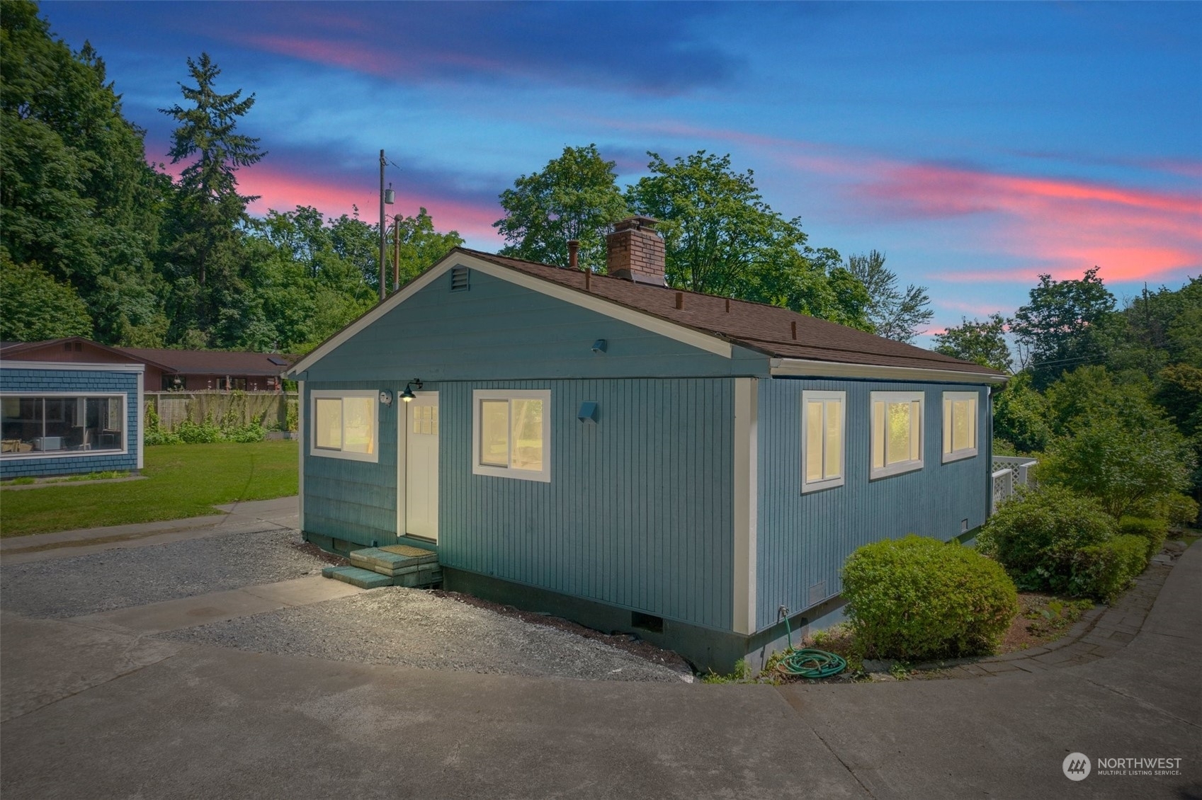 Property Photo: 7119 Highland Park Way SW WA 98106