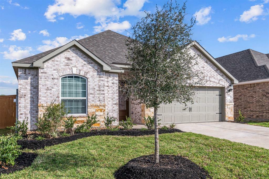 Property Photo:  14111 Mainmast Drive  TX 77510 