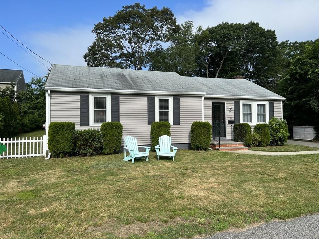 Property Photo:  31 Buzzards Bay Ave  MA 02532 