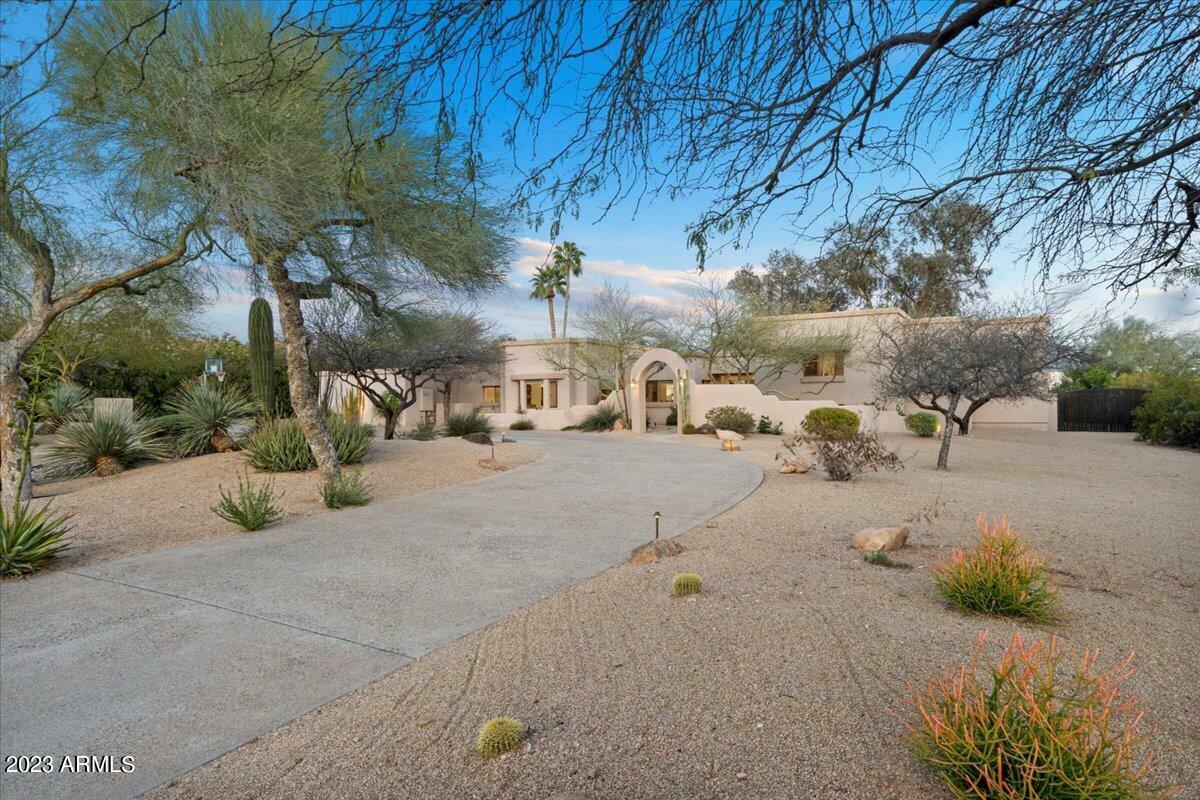 Property Photo:  5709 N Harding Drive  AZ 85253 