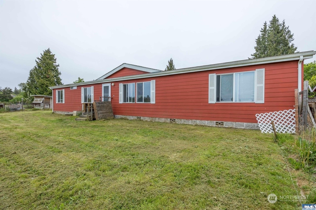 Property Photo:  531 N Lees Creek Road  WA 98362 