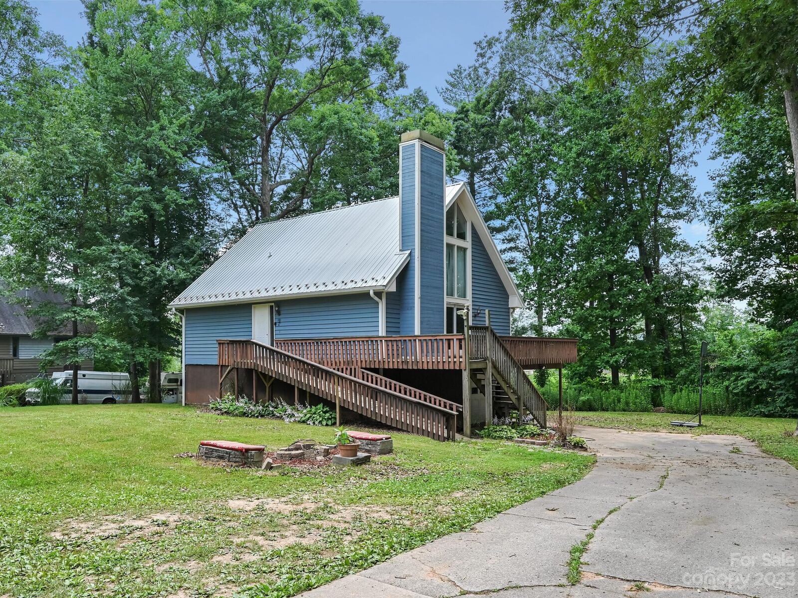 Property Photo:  53 Wildwood Circle  NC 28732 