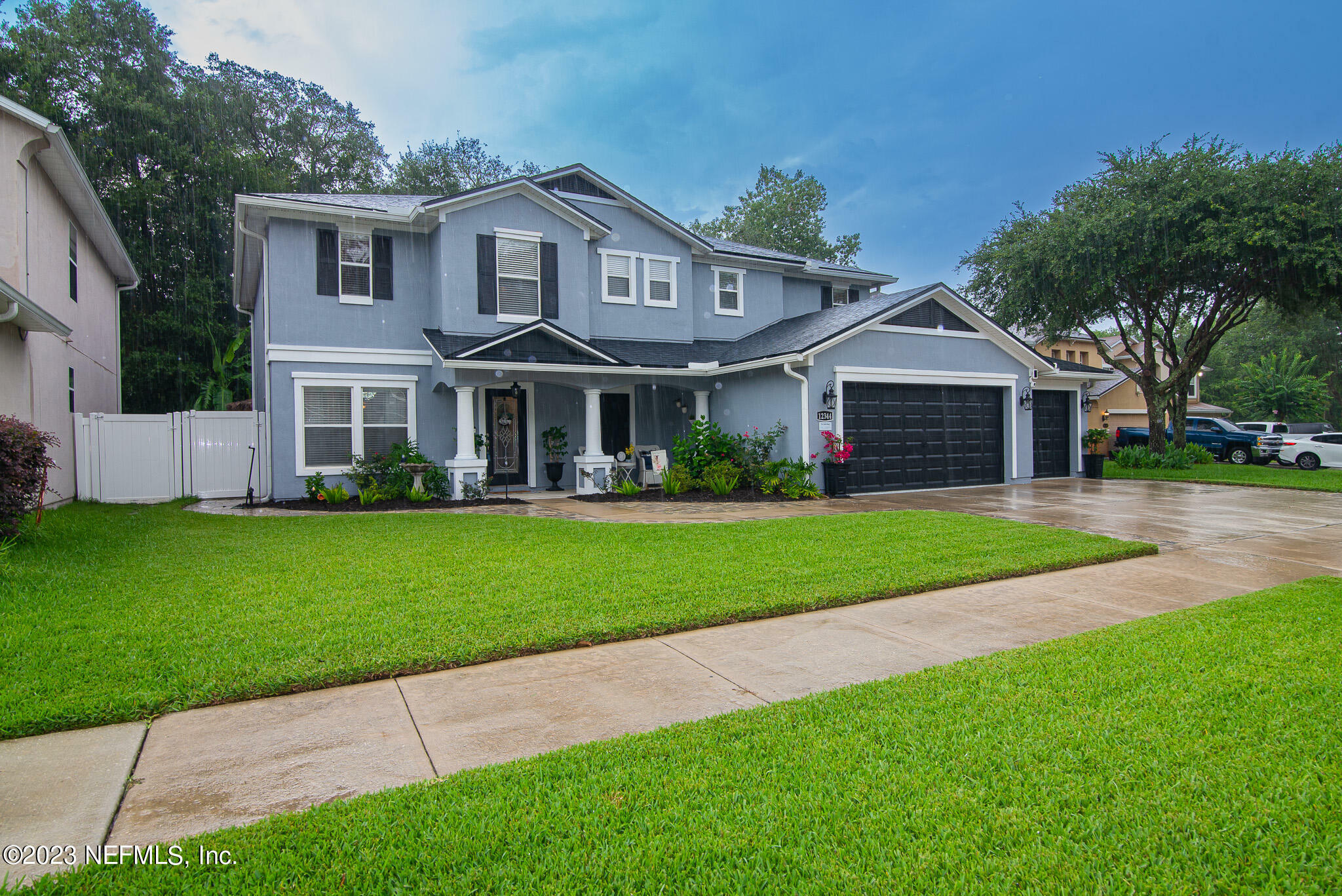 Property Photo:  12344 Lawson Creek Drive  FL 32218 