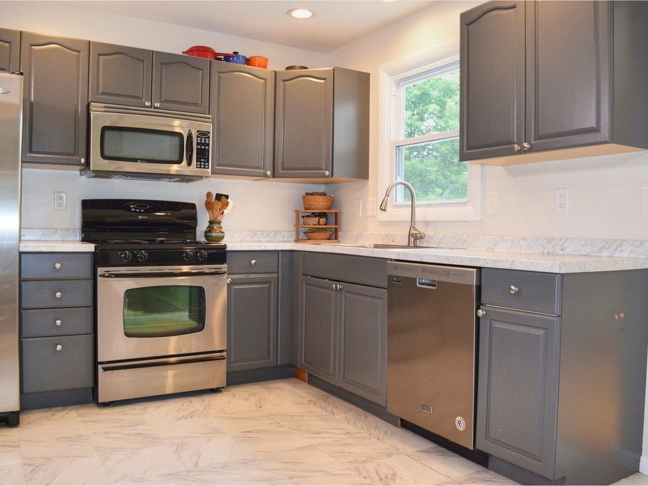 Property Photo: 472 Ethan Allen Parkway VT 05408