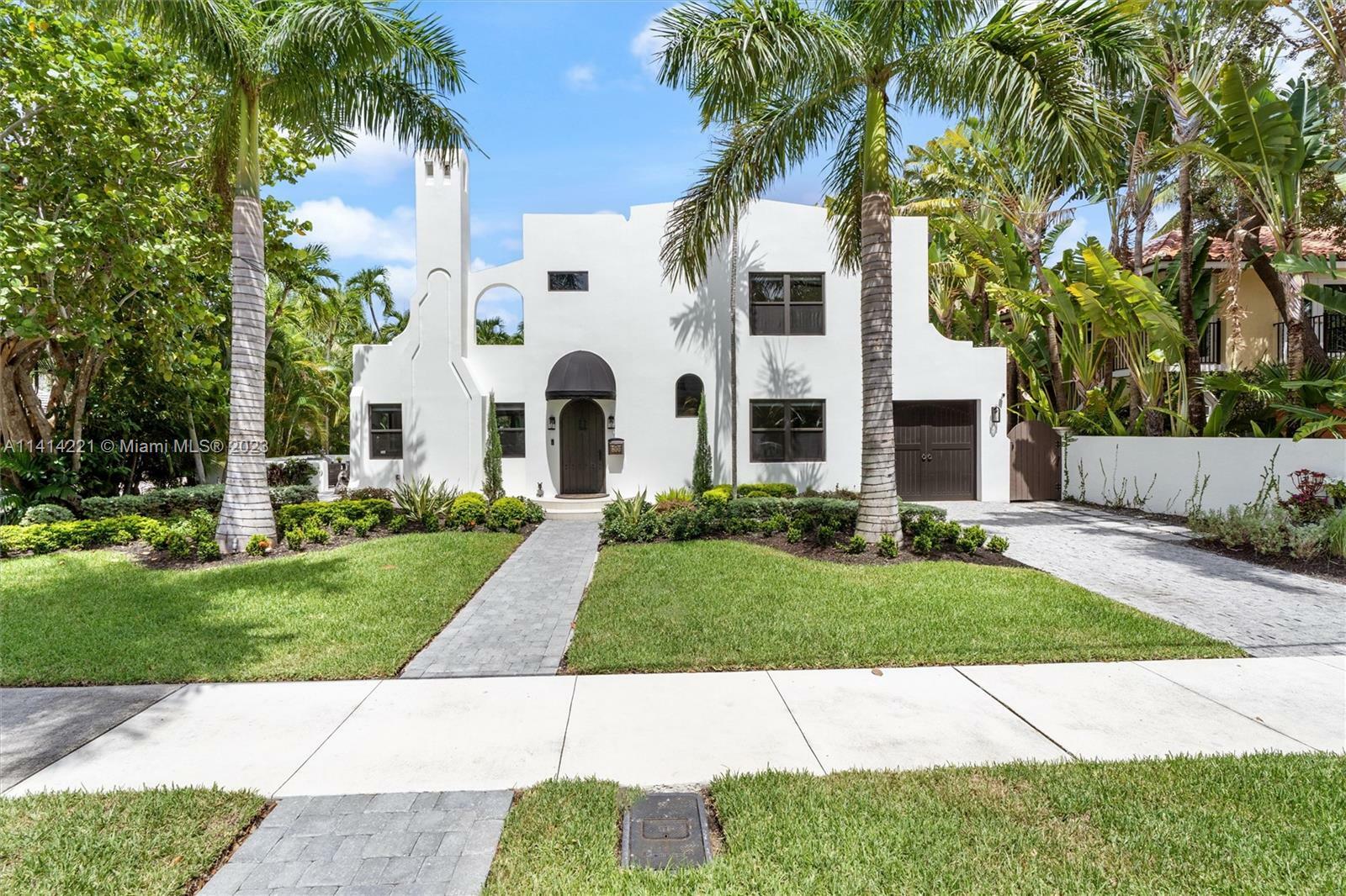 Property Photo: 800 SE 26th Ave FL 33301