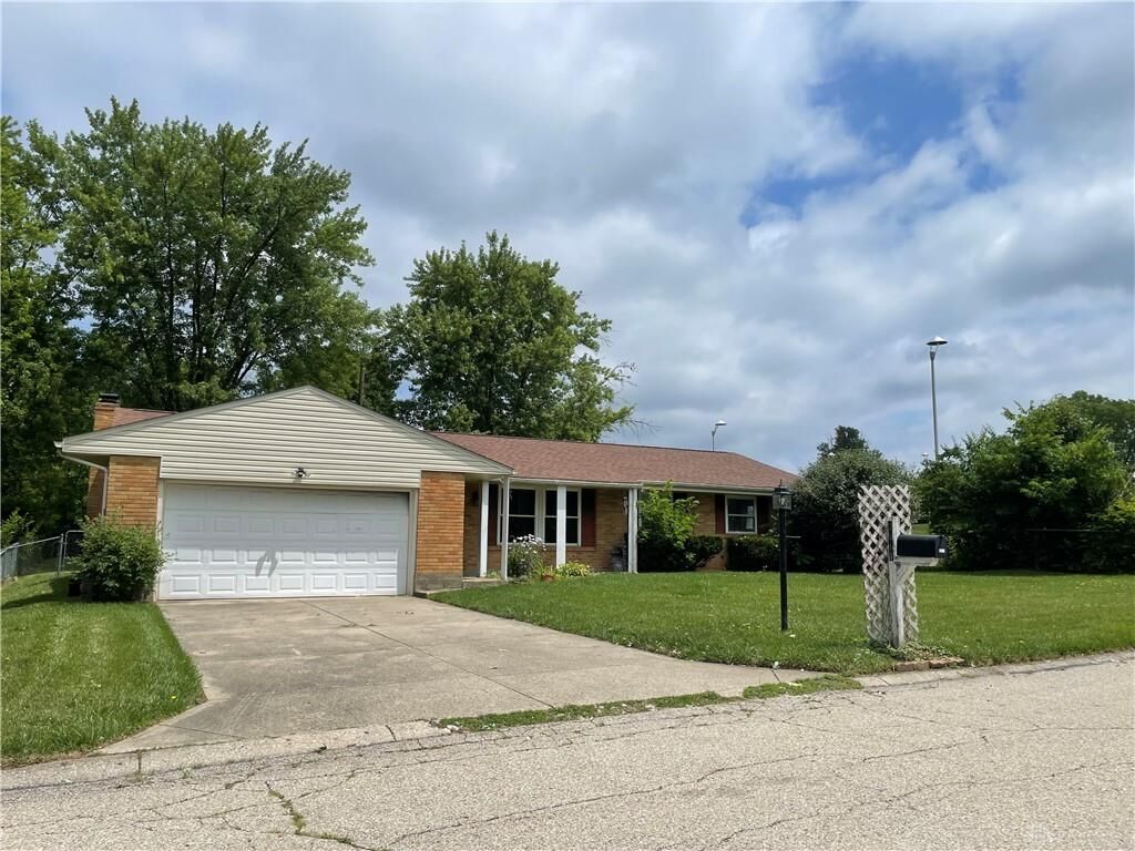 Property Photo:  2511 Flowerstone Drive  OH 45449 