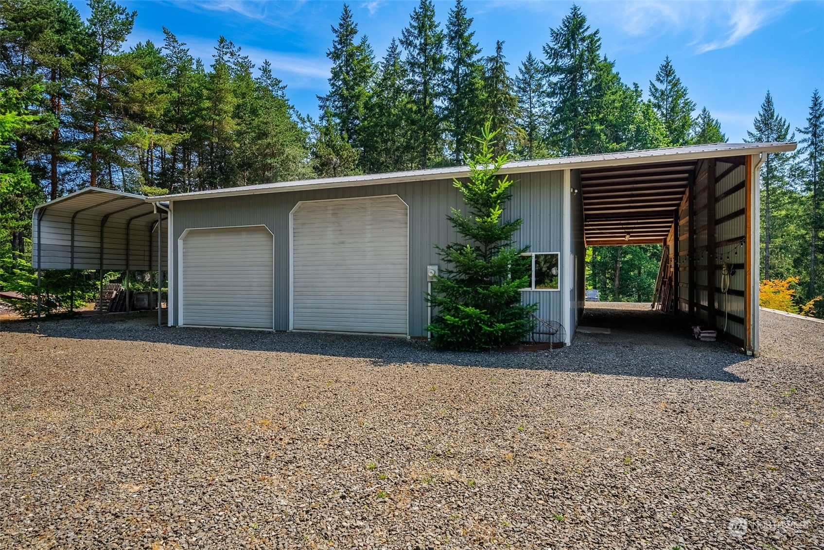 Property Photo: 12965 Hadfield Road SE WA 98359