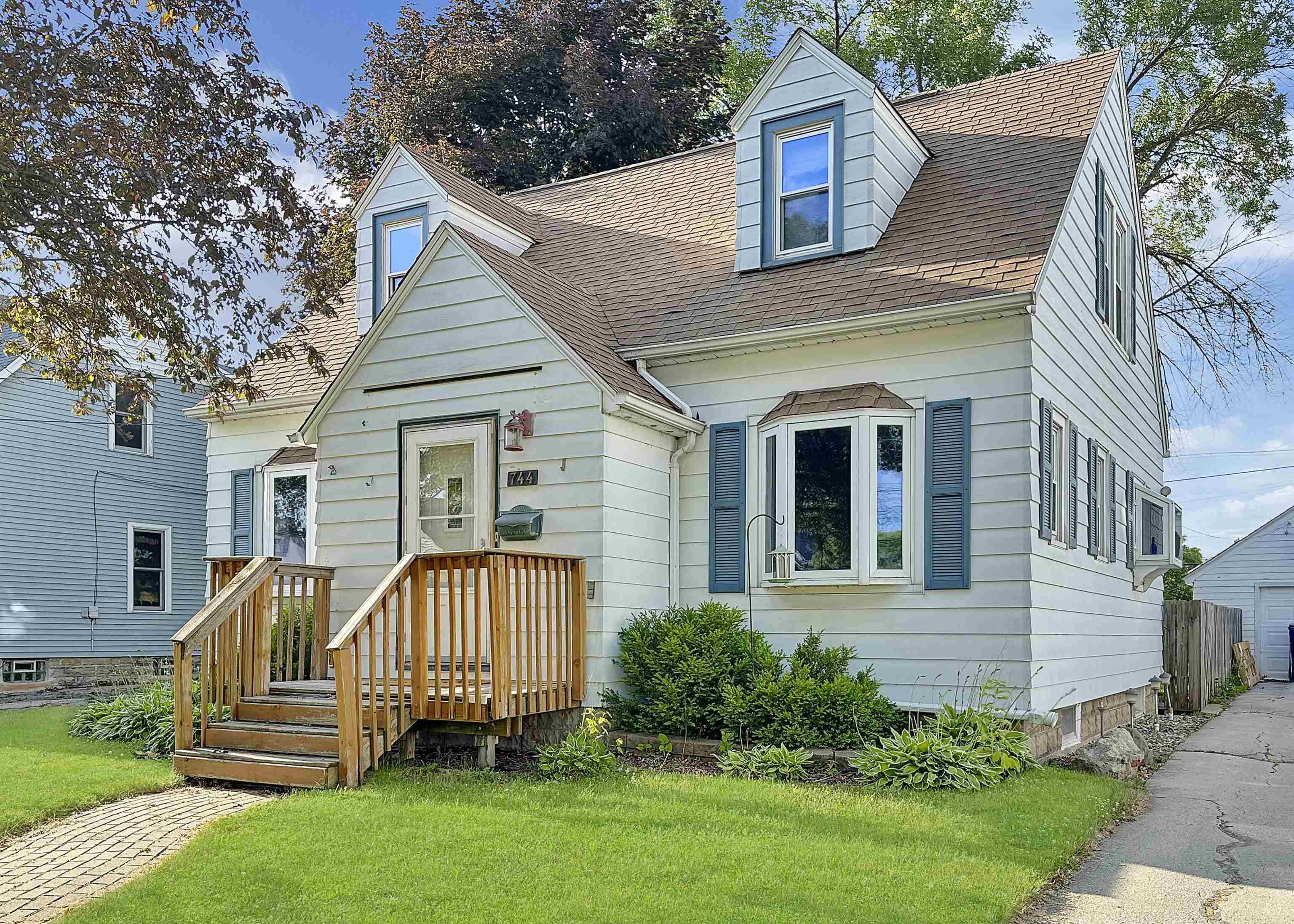 Property Photo:  744 1st Street  WI 54952 