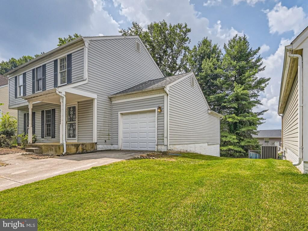 Property Photo:  8821 Falcon Ridge Drive  MD 21133 