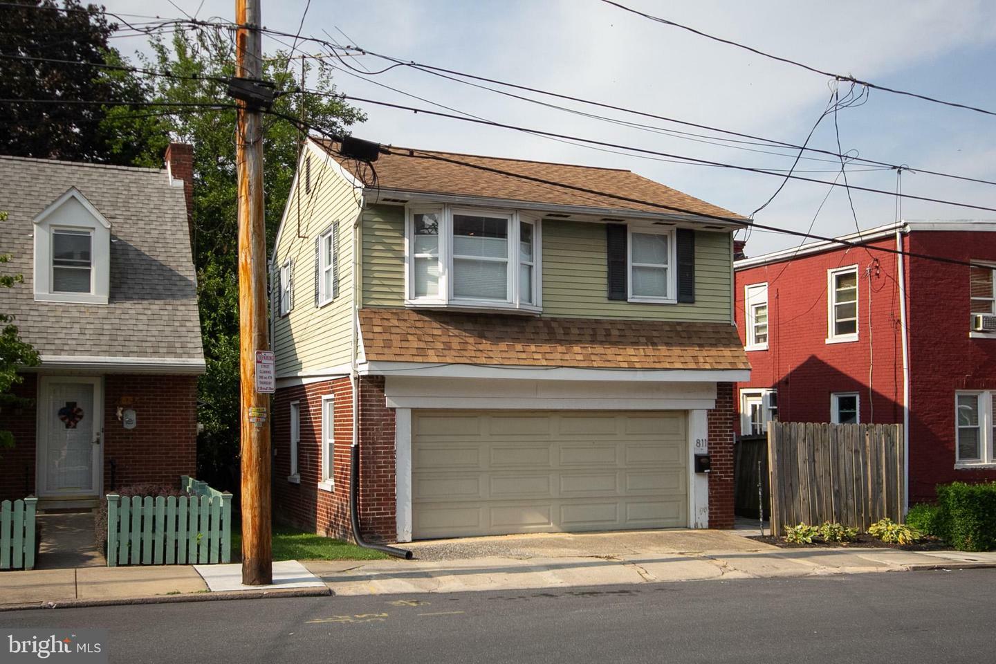 Property Photo:  811 5th Street  PA 17603 