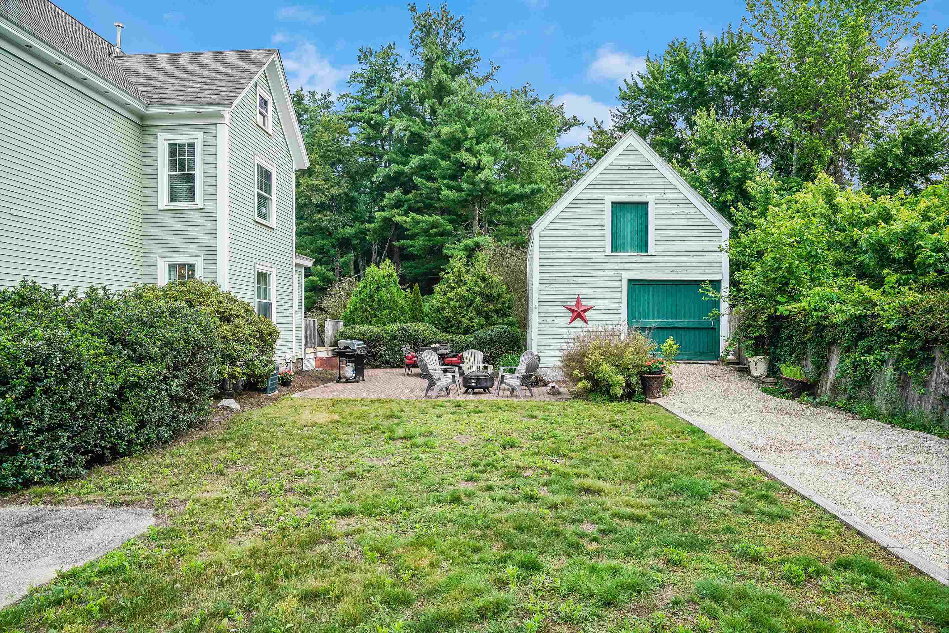 Property Photo: 106 Ferry Street NH 03051