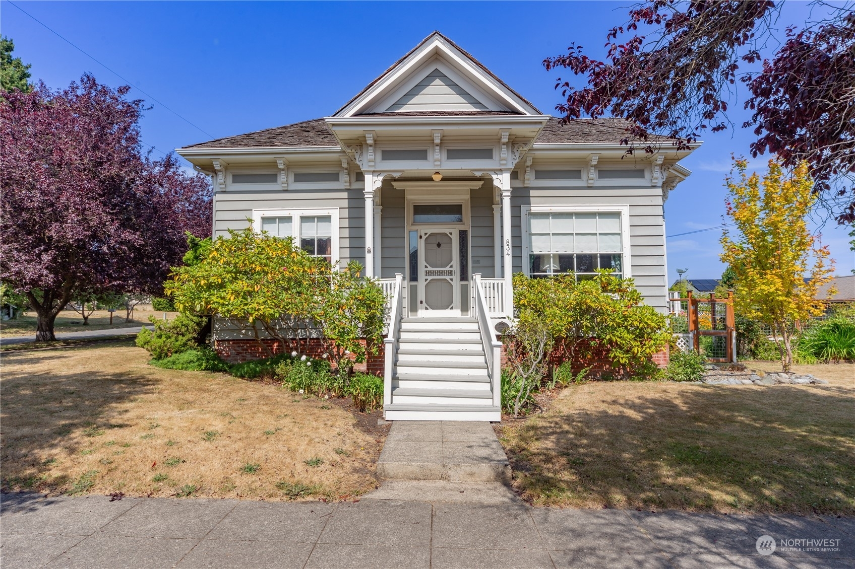 Property Photo:  834 Pierce Street  WA 98368 