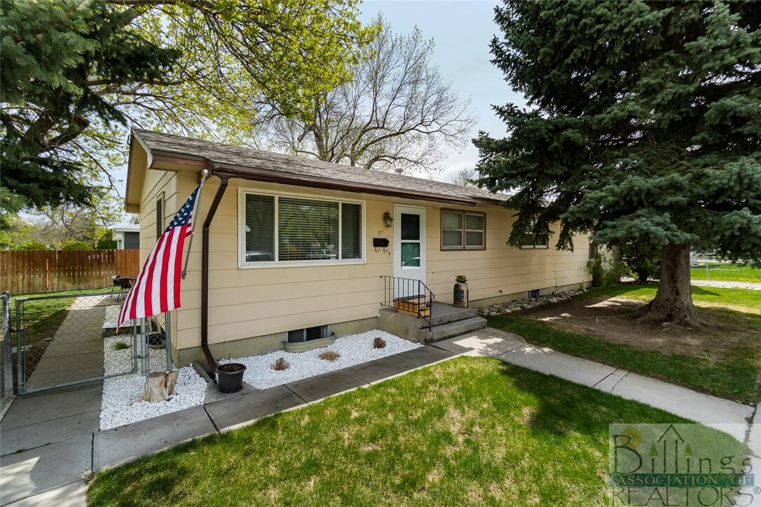 Property Photo:  37 13th Street W  MT 59102 