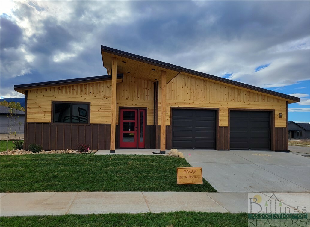 Property Photo: 3027 Bluebell Ave MT 59068