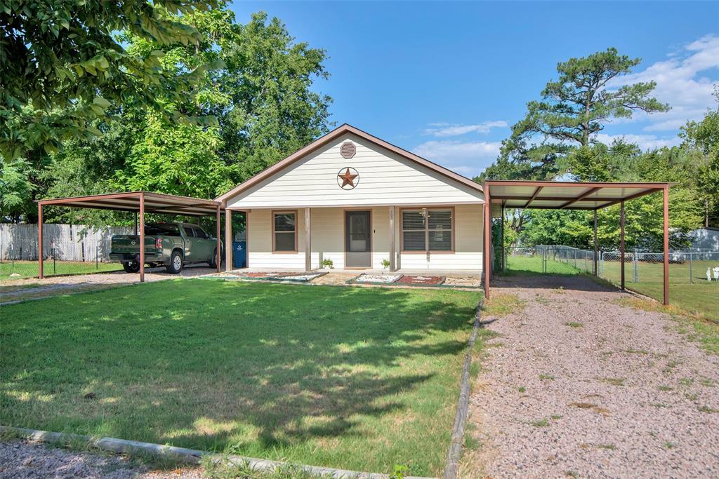 Property Photo:  402 Summit Avenue  TX 76233 