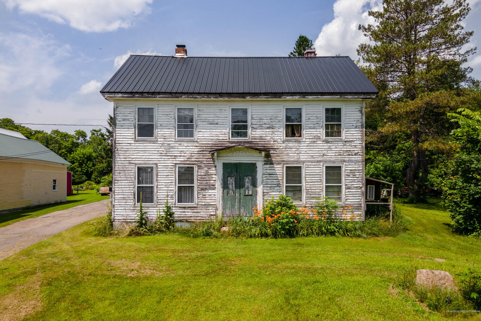 Property Photo: 1062 Main Street ME 04401