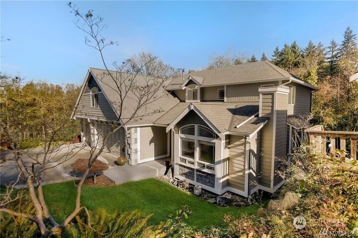 Property Photo: 16034 76th Place NE WA 98028