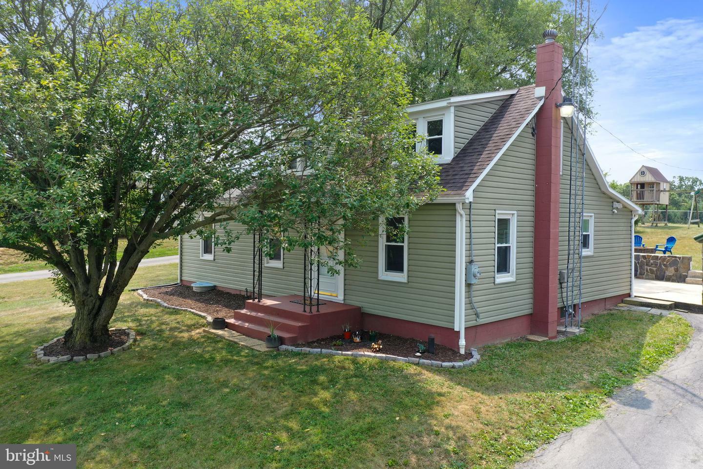 Property Photo:  3758 Coseytown Road  PA 17225 