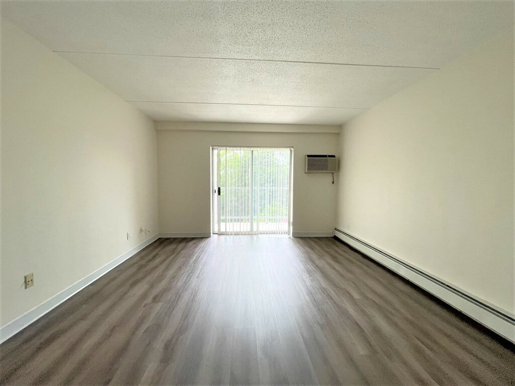 Property Photo: 580 Salem Street 30 MA 01880