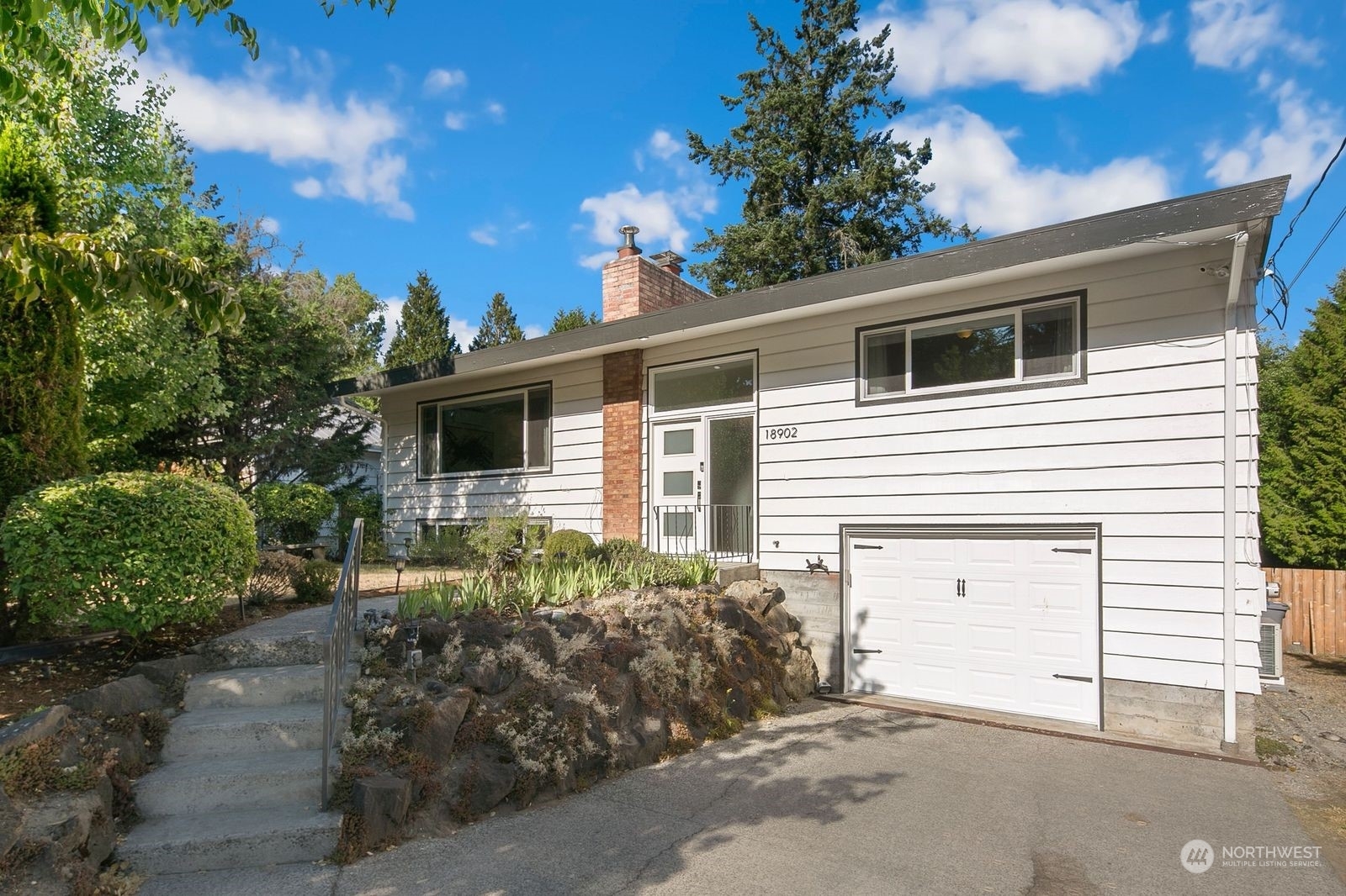 Property Photo:  18902 33rd Avenue NE  WA 98155 